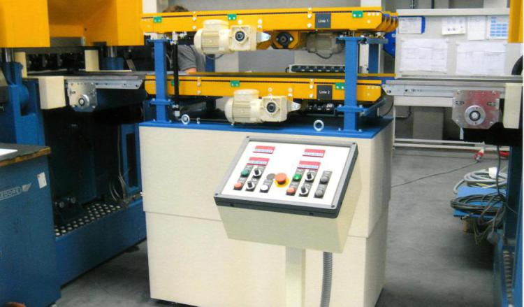 Verdreheinrichtung für Platinen